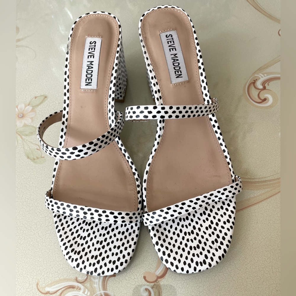 Steve Madden sandals